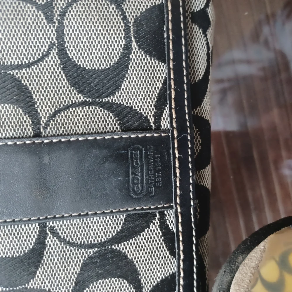 Coach bundle - Picture 5 of 7